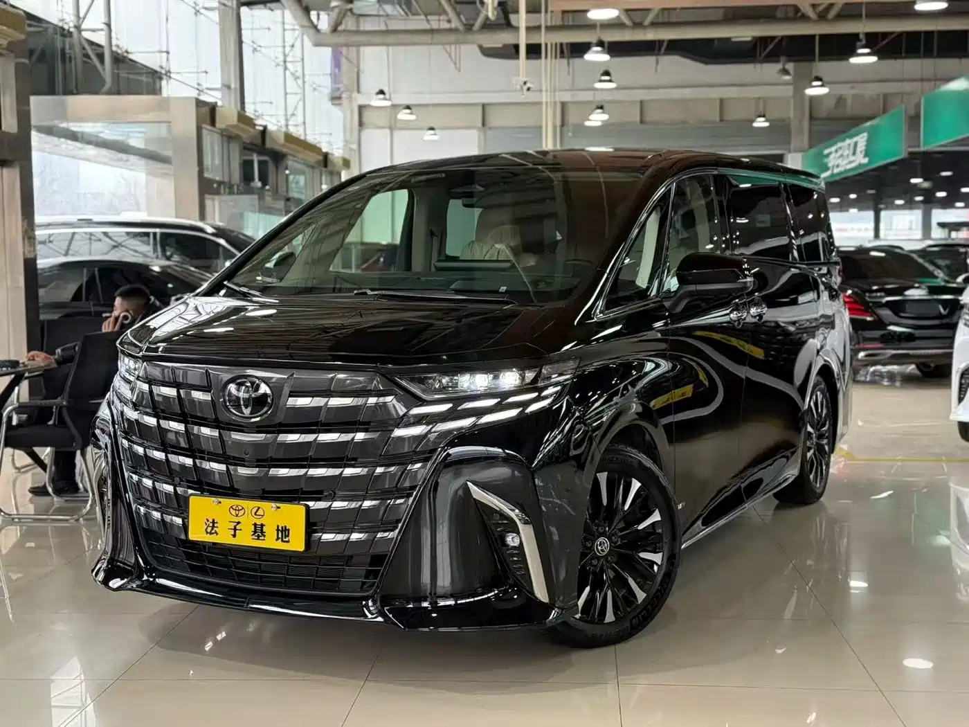 Toyota Alphard 2025 2024 Hybrid 2.5L Prestige Edition