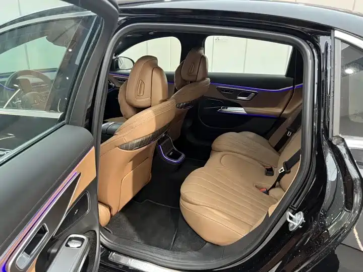 Mercedes-Benz E-Class New Energy 2024 E 350 e L Plug-in Hybrid Sedan фото 8