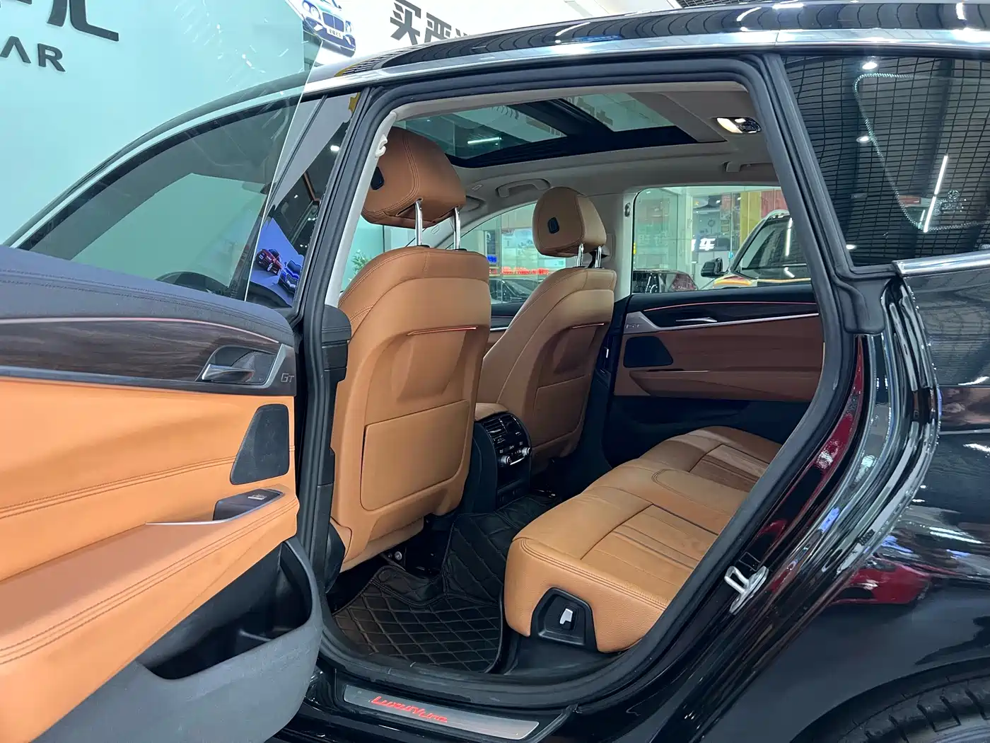 BMW 6 Series GT 2019 630i Luxury Design Package фото 20
