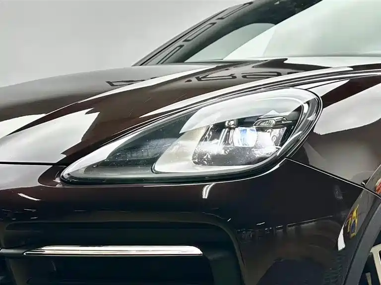 Porsche Cayenne New Energy 2020 Cayenne E-Hybrid Coupé 2.0T фото 7