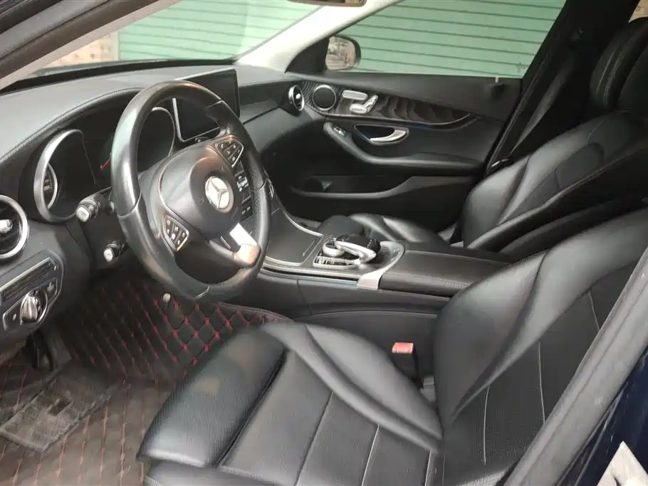 Mercedes-Benz C-Class 2015 Facelift C 200 L Sport фото 9