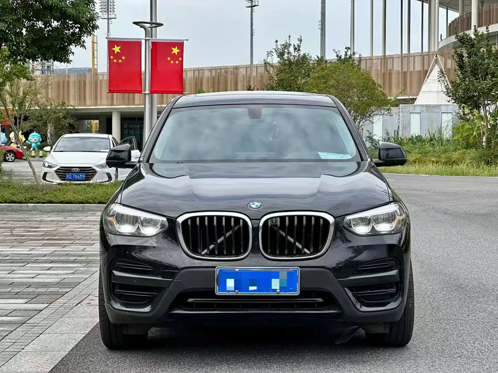 Photo 2 - BMW X3 (Import)