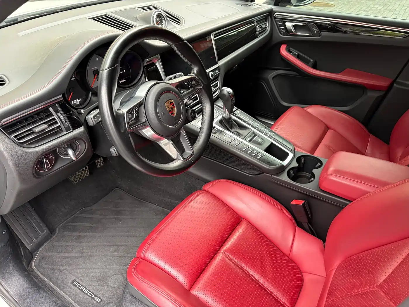 Porsche Macan 2021 Macan S 3.0T фото 12