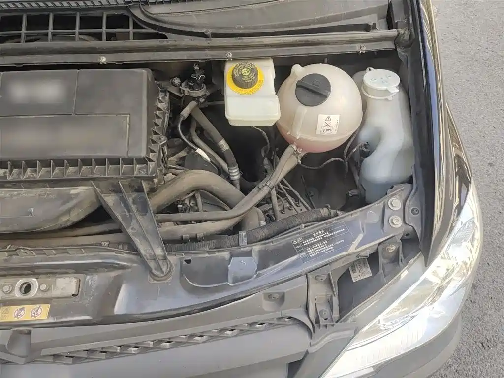 Mercedes-Benz Vito 2011 2.5L 7-Seat Executive Edition фото 22