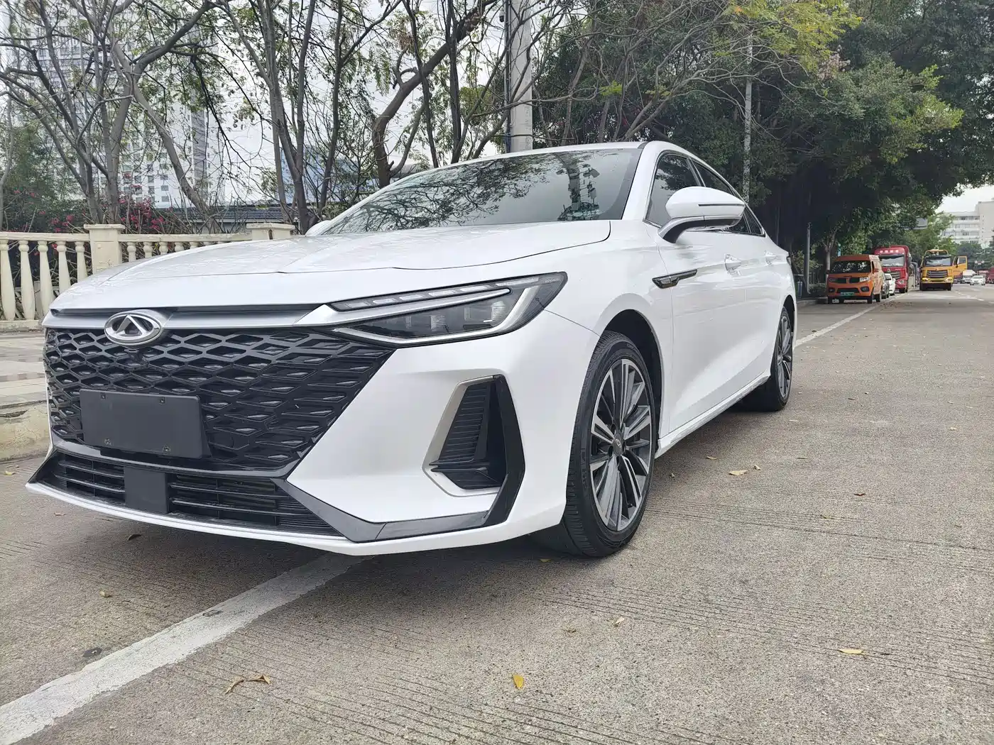 Chery Arrizo 8 2022 1.6T DCT Yi