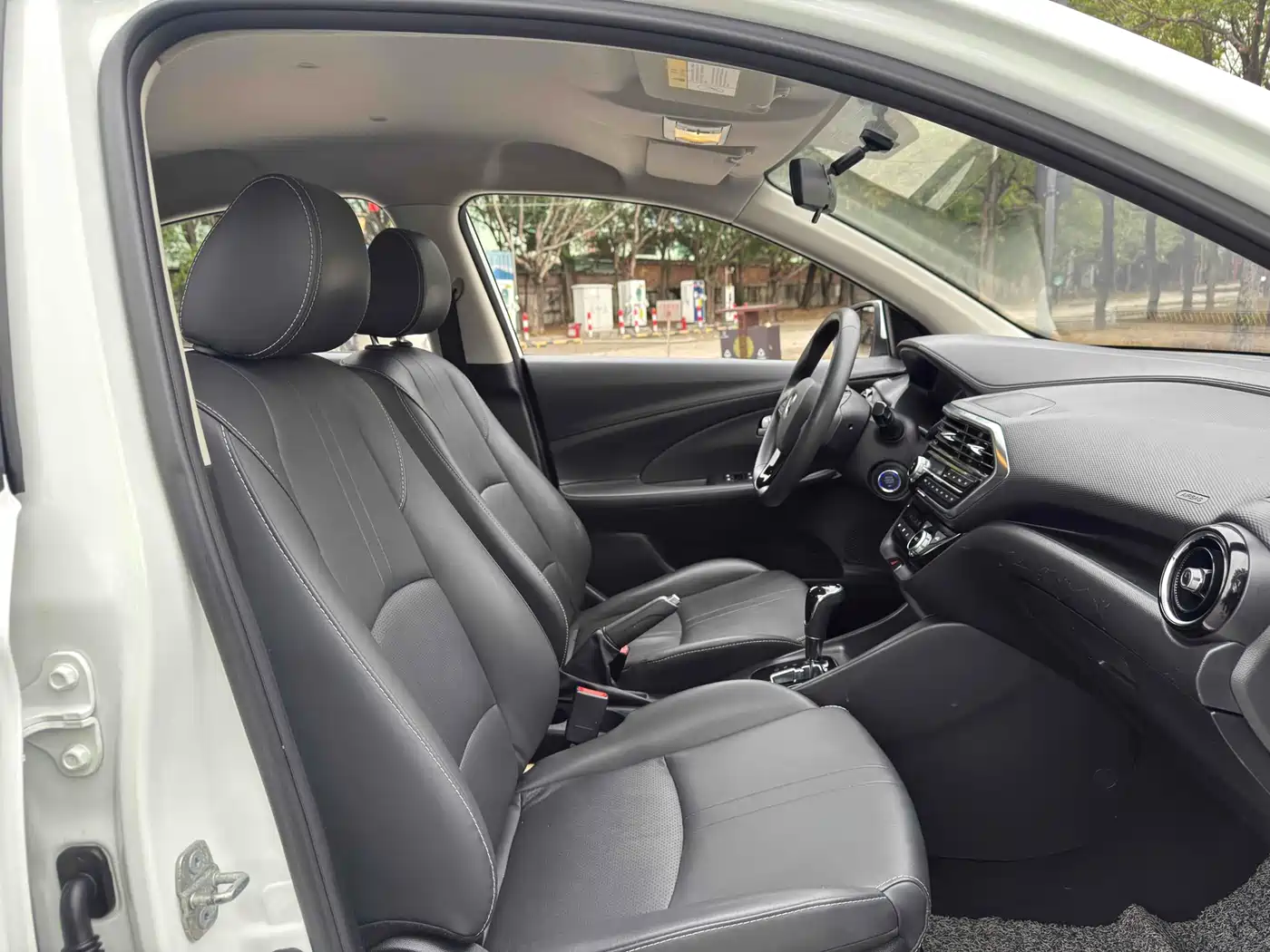 Changan Yuexiang 2020 2019 1.5L DCT Luxury China VI