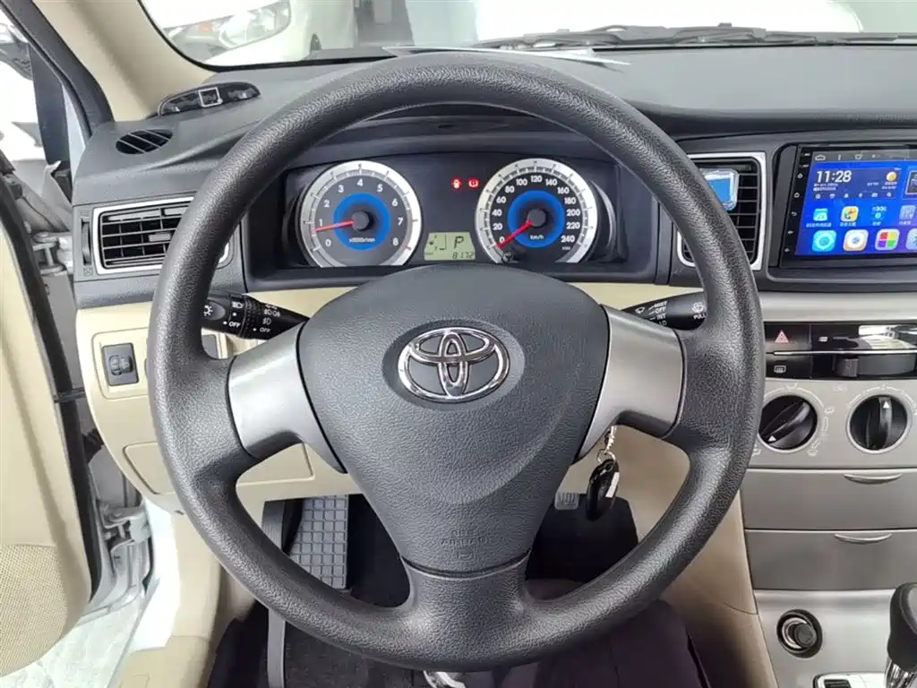 Toyota Corolla 2013 1.6L Automatic Excellence Edition фото 11