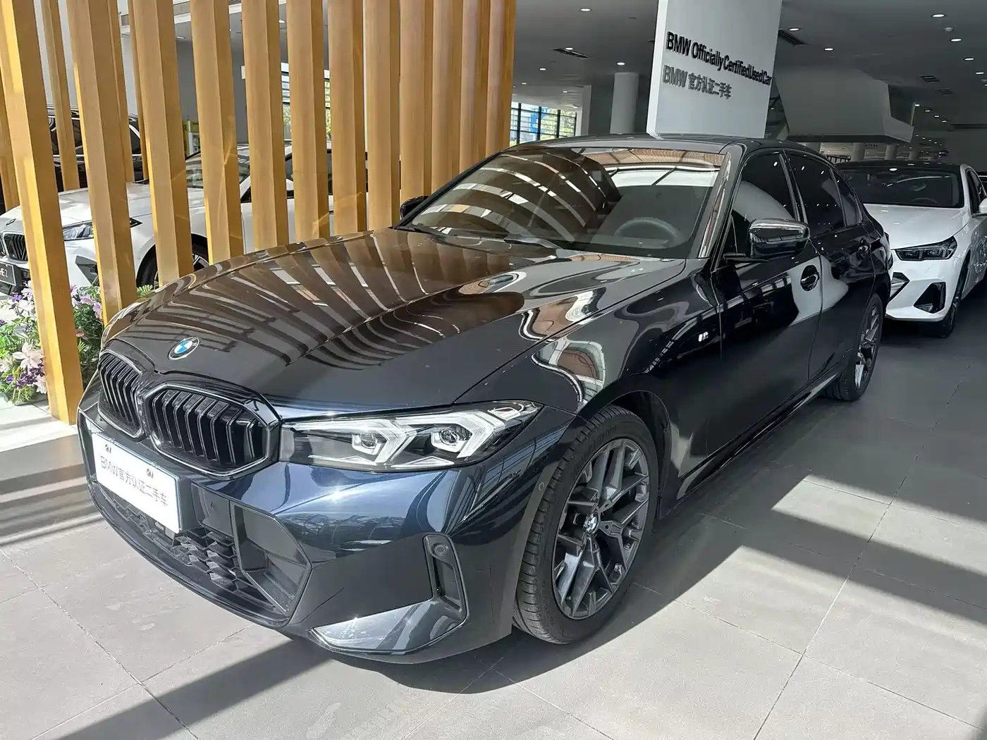 BMW 3 Series 2025 330Li M Sport Night Edition