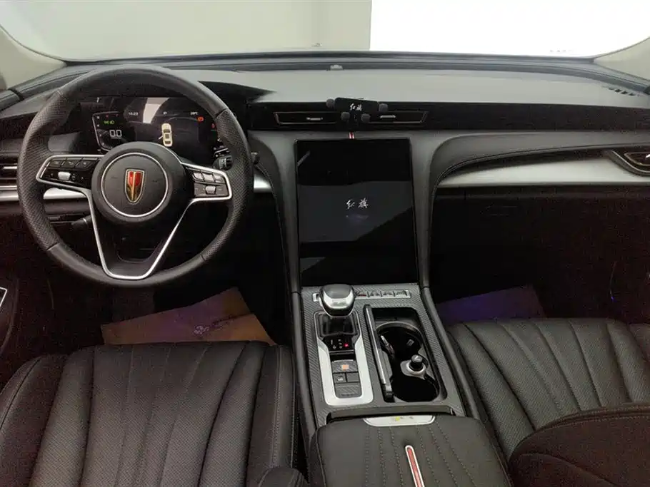 Hongqi H5 2024 1.5T DCT Smart Connect Flag Rhythm Edition фото 12