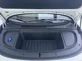 Фото 12 - Li Auto i6