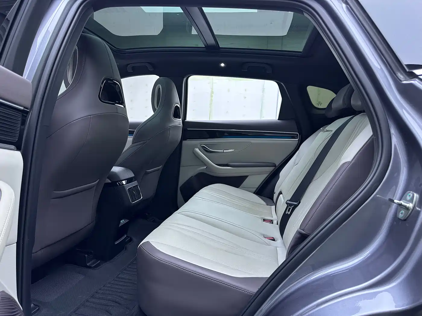 BYD Song PLUS PHEV 2025 DM-i 112KM Honor фото 9