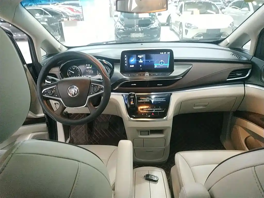 Buick GL8 2021 Land Business Class 652T Luxury фото 12
