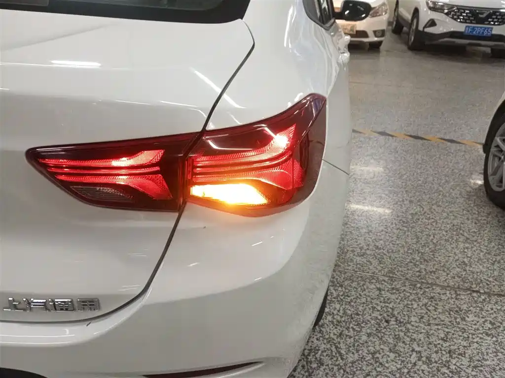 Chevrolet Cavalier 2021 325T Auto Joy Edition фото 24