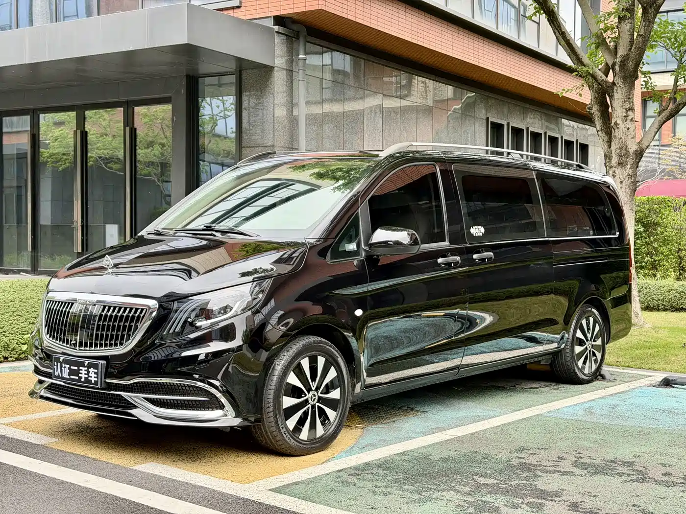 Mercedes-Benz Vito 2021 2.0T Business Edition 7-seater