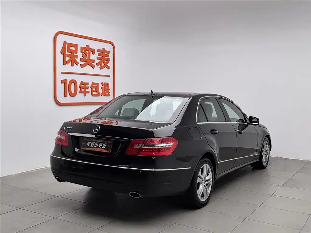 Mercedes-Benz E-Class (Import) 2010 Model E 300 Fashion Luxury Edition фото 2