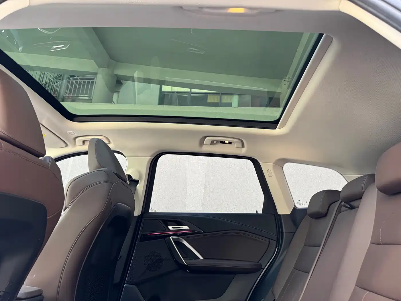 BMW X1 2023 sDrive20Li X Design Package фото 17