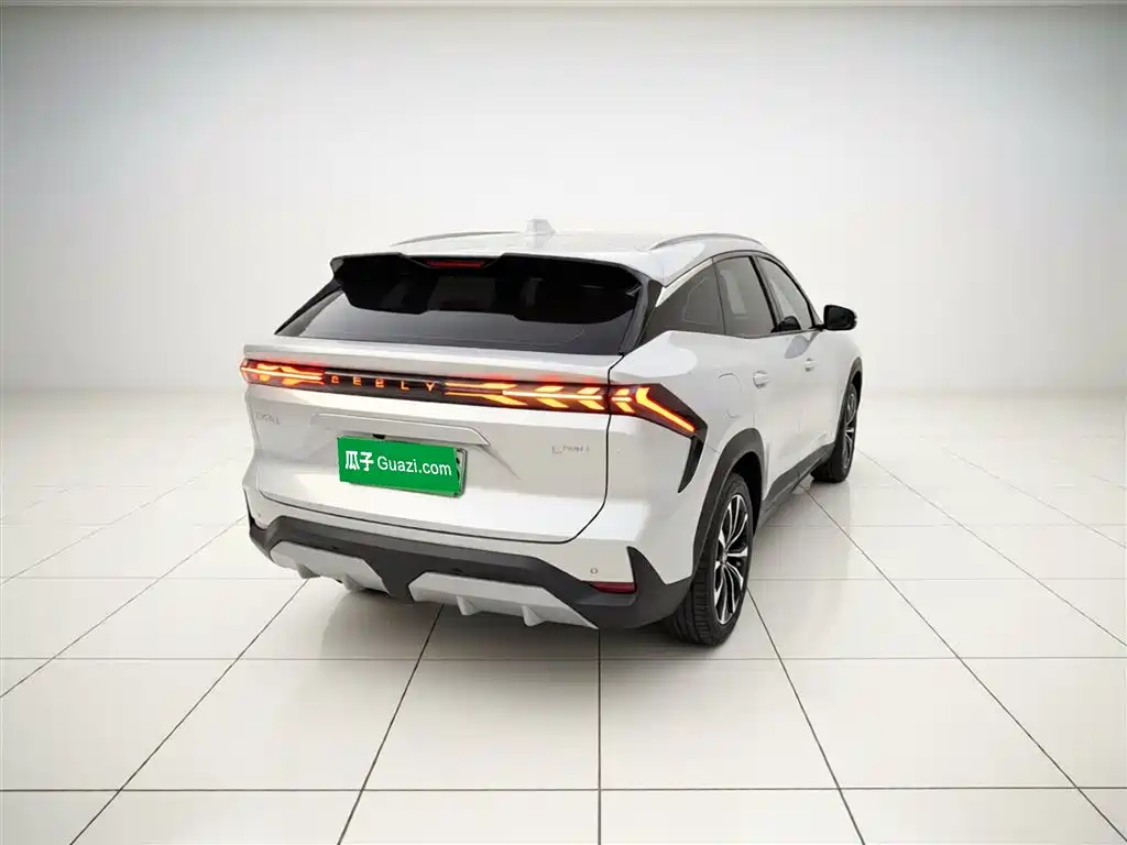 Geely Galaxy Galaxy L7 2025 EM-i 115km Explorer+ Edition фото 7