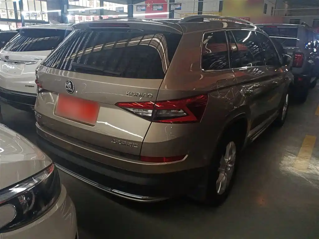 Škoda Kodiaq 2018 Facelift TSI330 5-seat 2WD Premium Luxury Edition фото 7