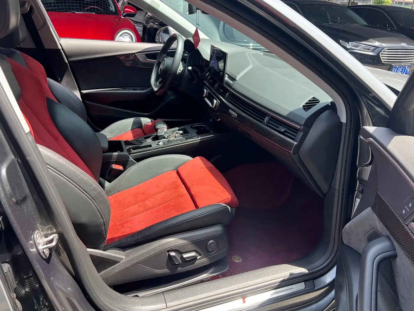 Audi A4L 2022 45 TFSI quattro Premium Dynamic фото 6