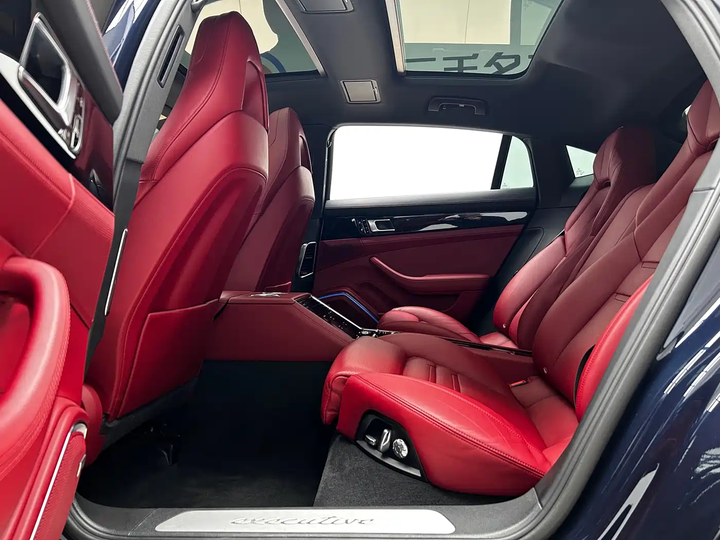 Porsche Panamera 2021 Panamera 4 Executive Long Wheelbase 2.9T фото 15