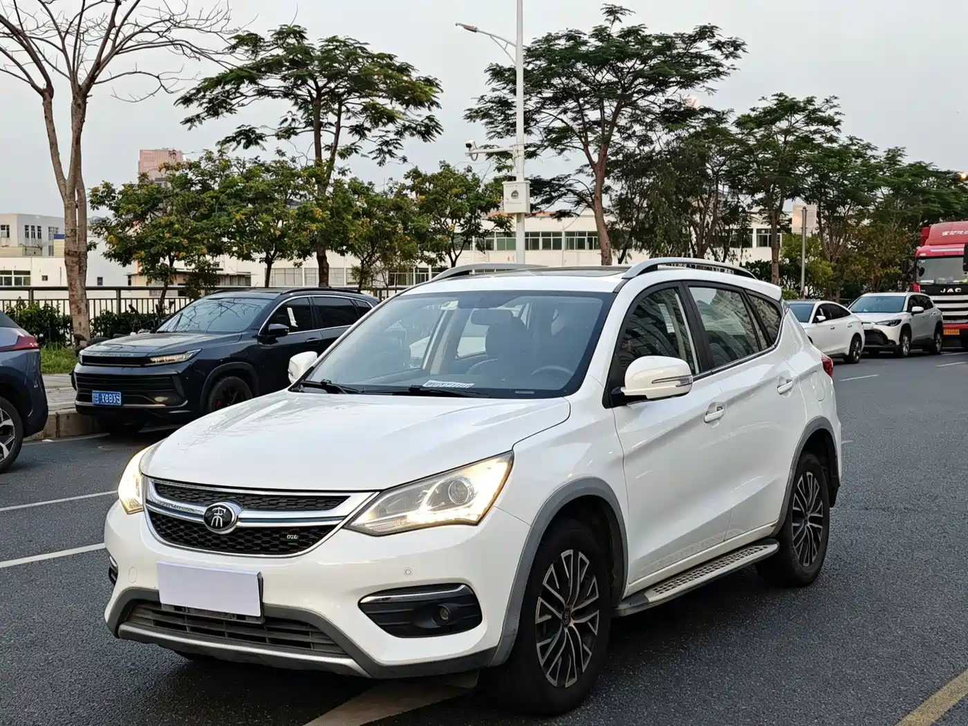 BYD Song New Energy 2017 Song DM 1.5TID Full-time 4WD Luxury
