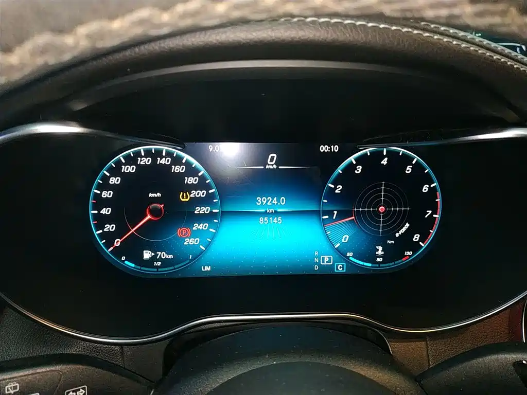 Mercedes-Benz GLC 2020 Facelift GLC 260 L 4MATIC Luxury фото 4