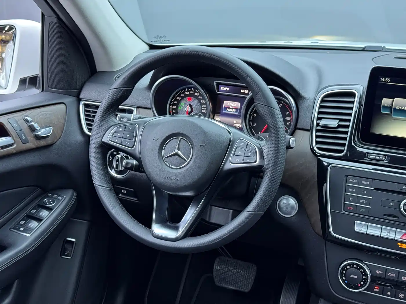 Mercedes-Benz GLE 2016 2016 GLE 400 4MATIC