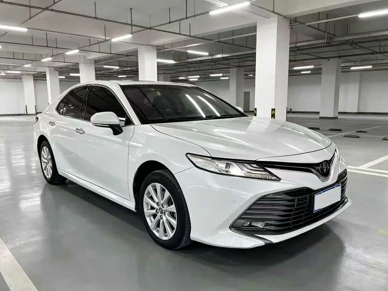 Toyota Camry 2019 2.0G Luxury (China V) фото 3