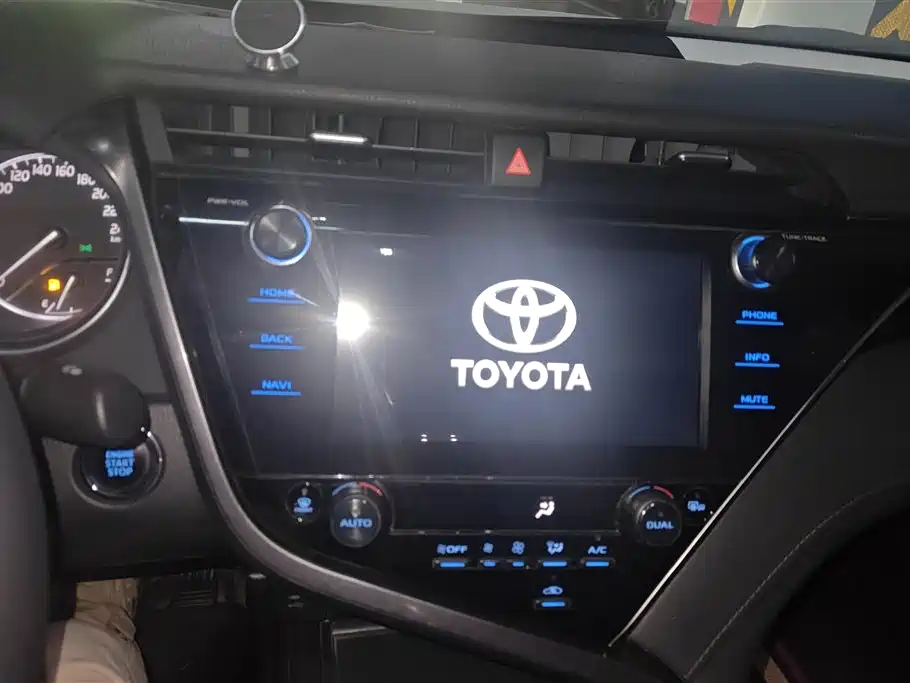 Toyota Camry 2019 2.5G Luxury (China V) фото 13