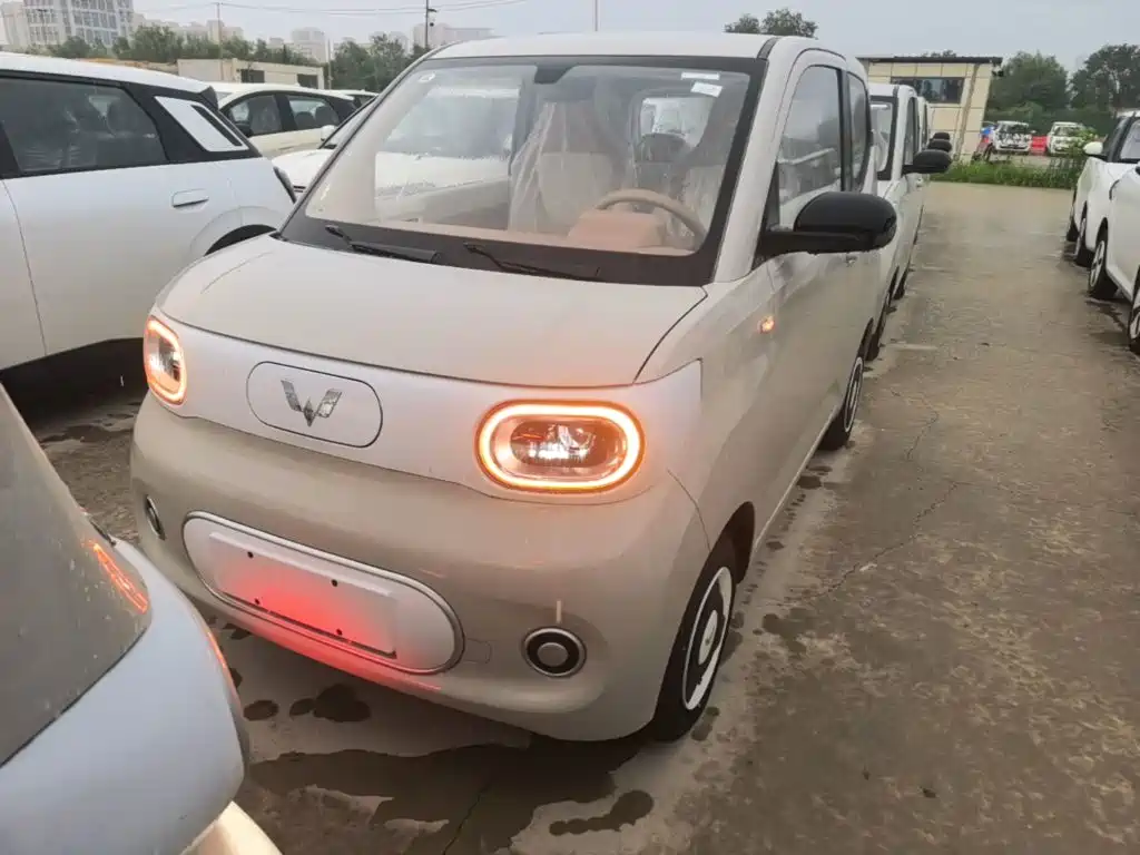 Wuling Motors Hongguang MINIEV 2026 2024 3rd Generation 215km Youth Edition