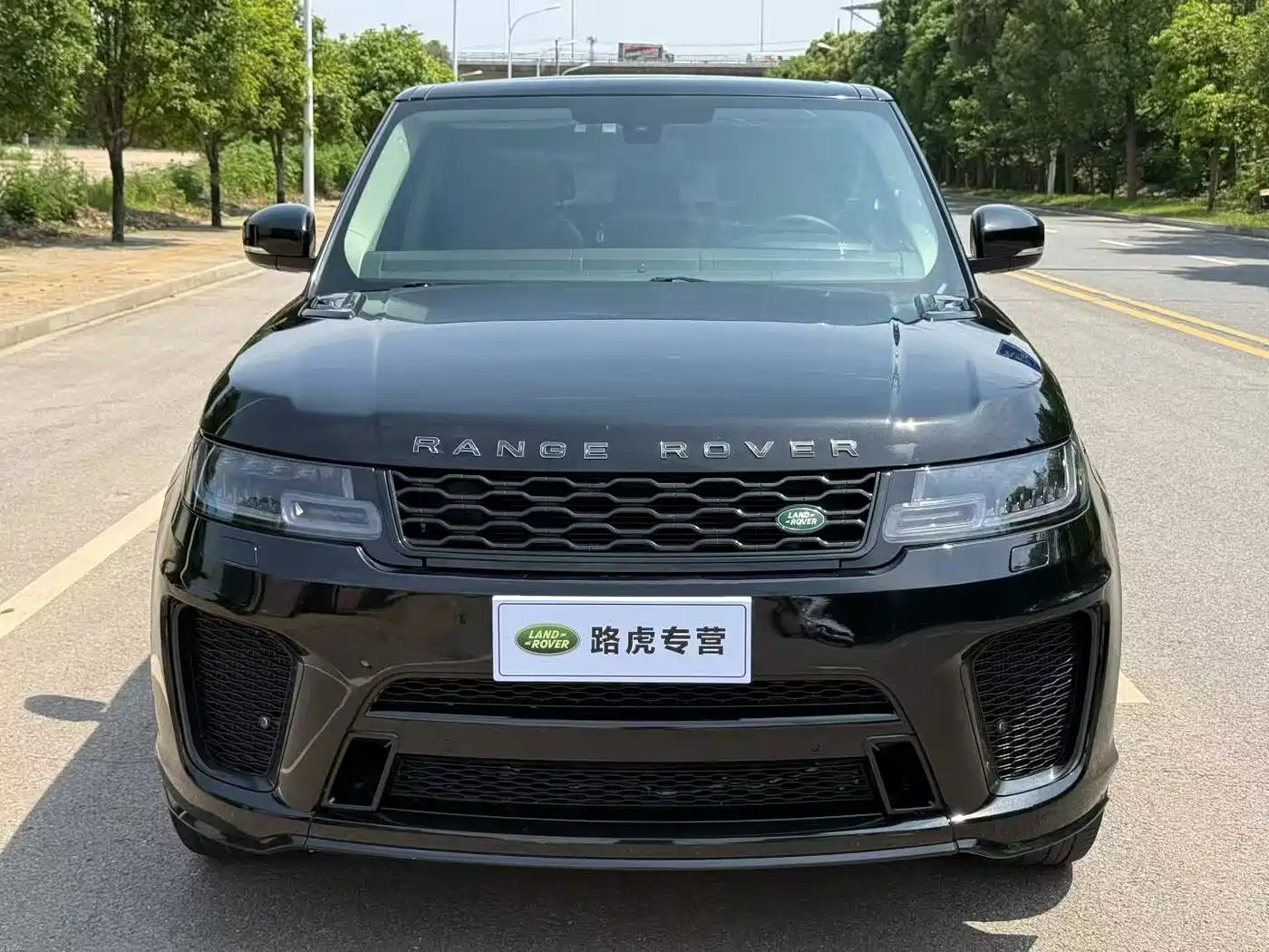 Land Rover Range Rover Sport 2016 Model 3.0 SC V6 SE фото 2