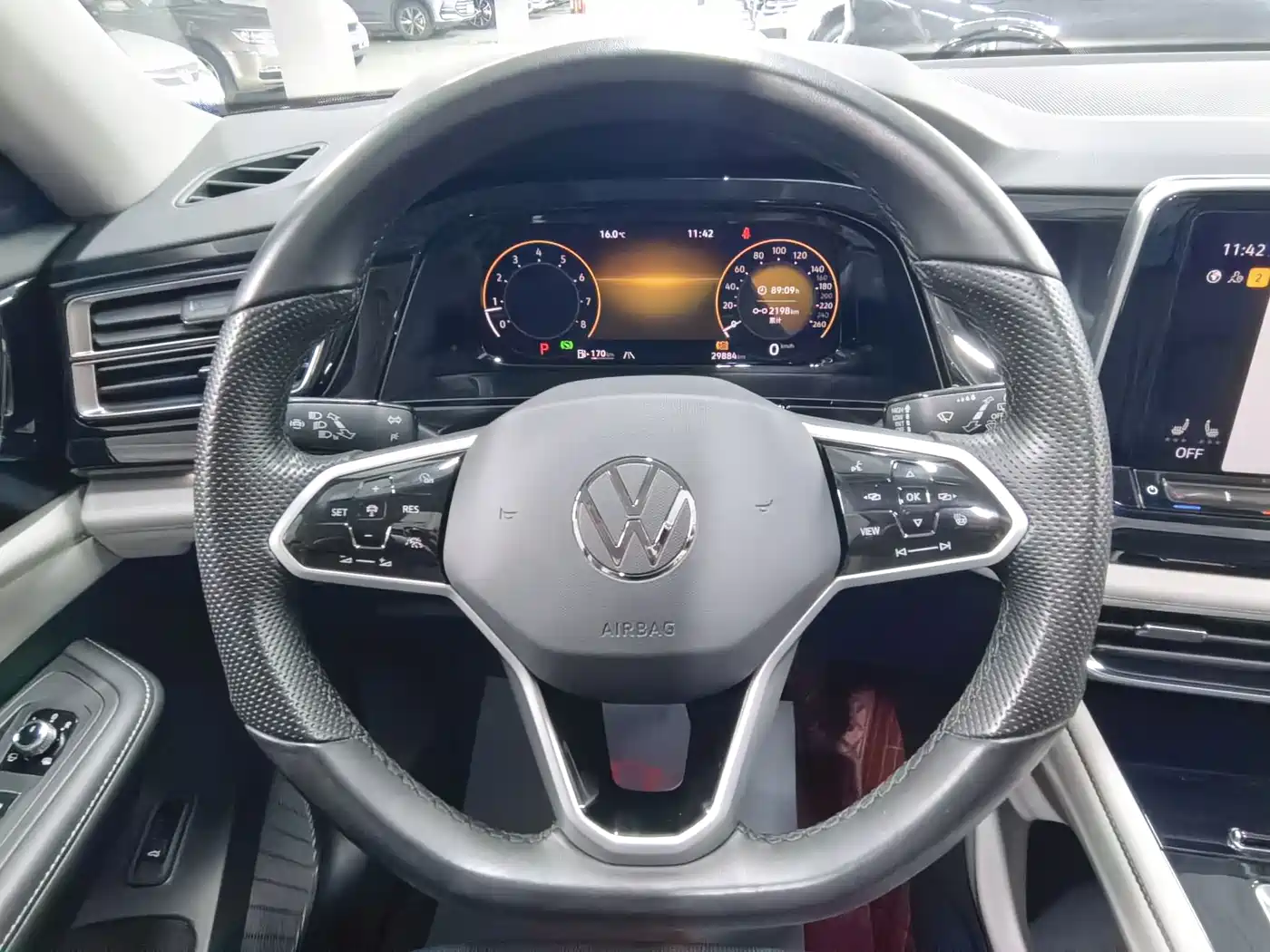 Volkswagen Teramont 2023 380TSI AWD Exclusive Luxury Edition фото 24