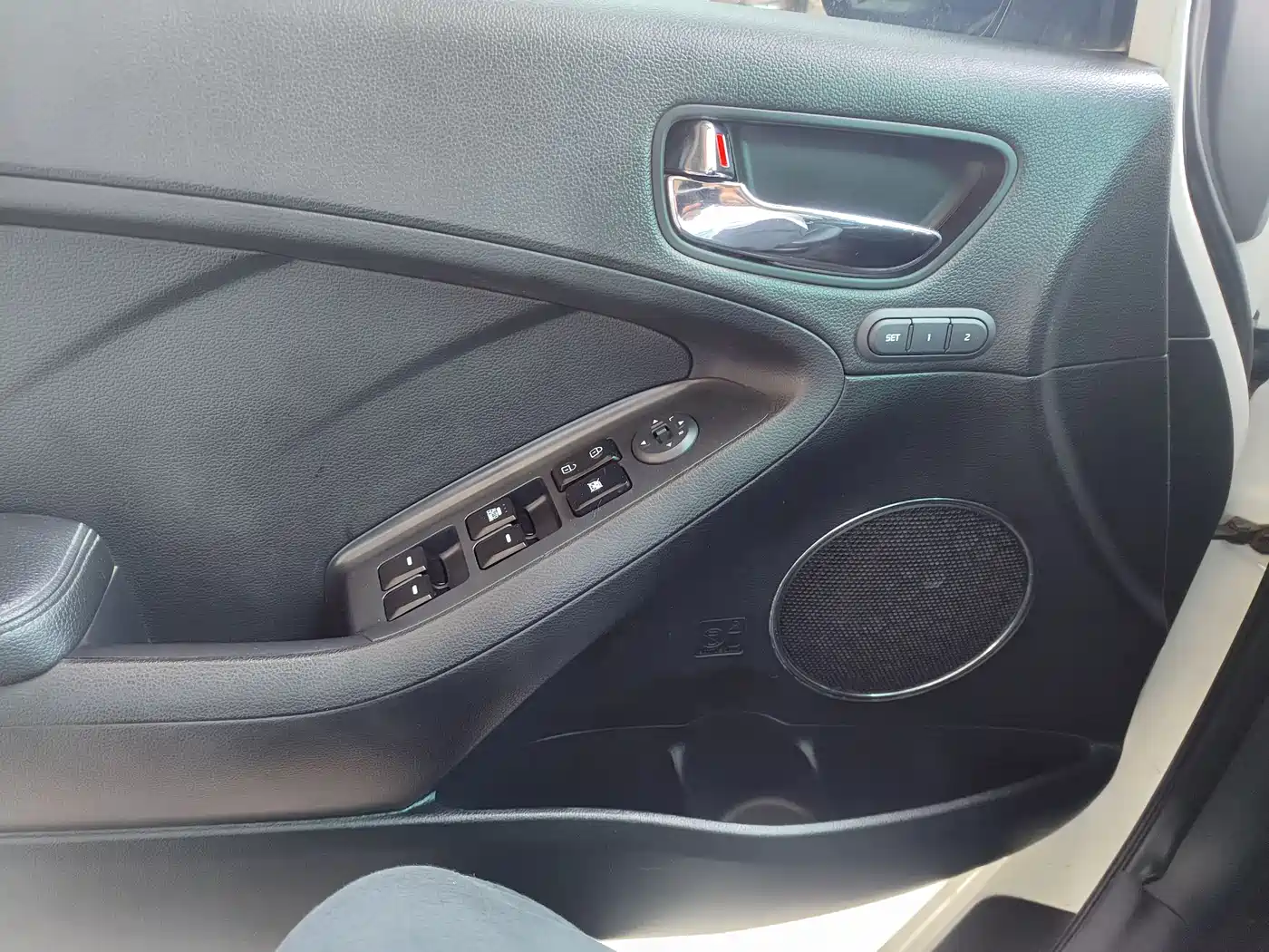 Kia K3 2016 1.6L Automatic GLS фото 9