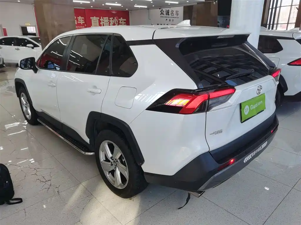 Toyota RAV4 Rongfang 2020 2.0L CVT 2WD Trend Edition фото 21