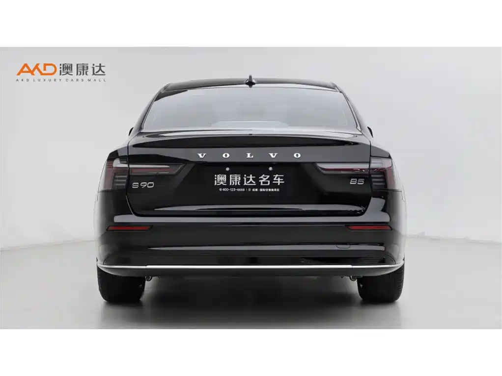 Volvo S90 2026 B5 Zhiyi Luxury Edition фото 4
