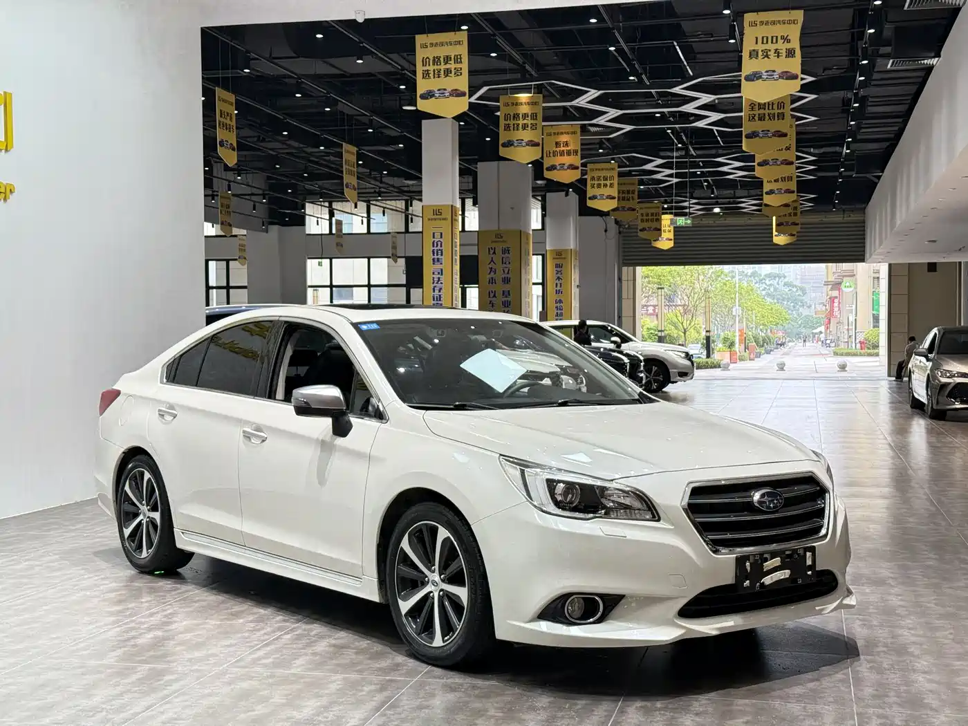 Subaru Legacy 2017 2.5i AWD Glory Edition