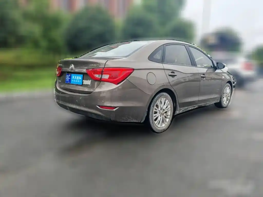 Photo 2 - Buick Excelle