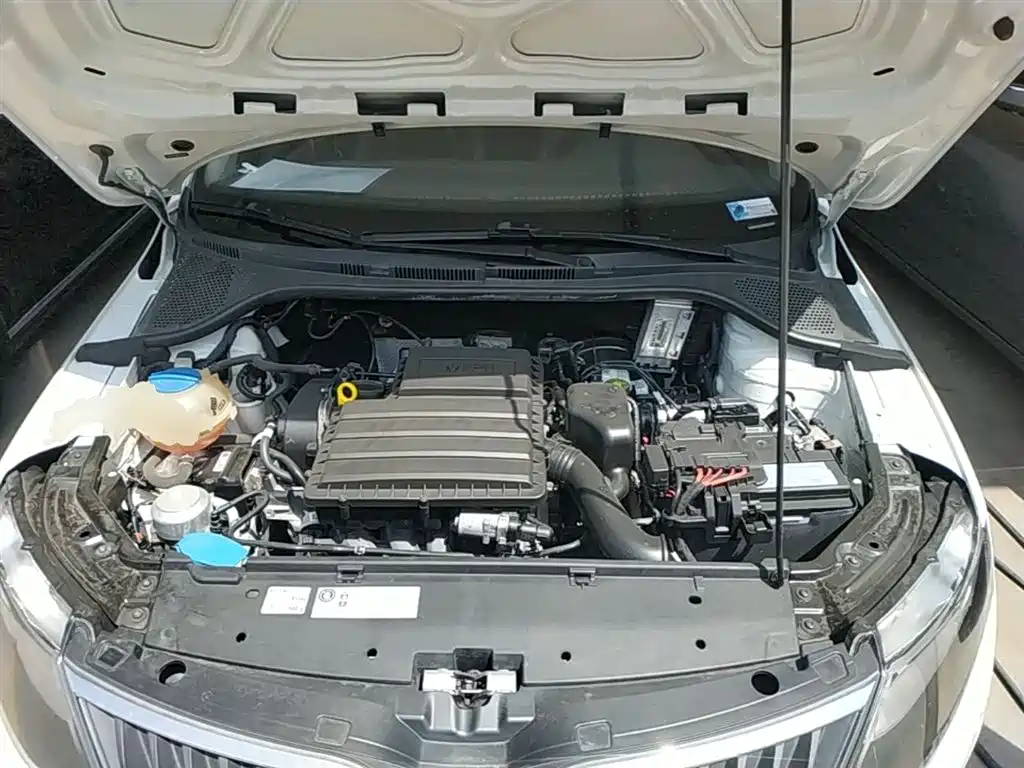 Škoda Skoda Rapid Spaceback 2019 Facelift 1.5L Automatic Comfort Version China V фото 20