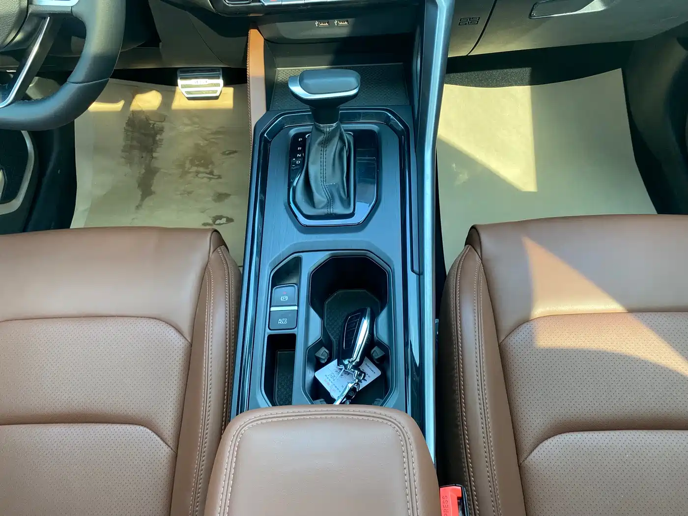 GEELY AUTOMOBILE VISION X6