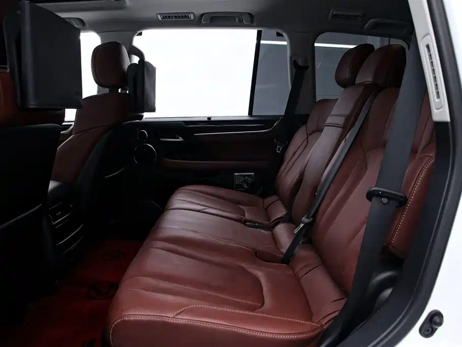 Lexus LX 2019 570 Dynamic Luxury Edition фото 14