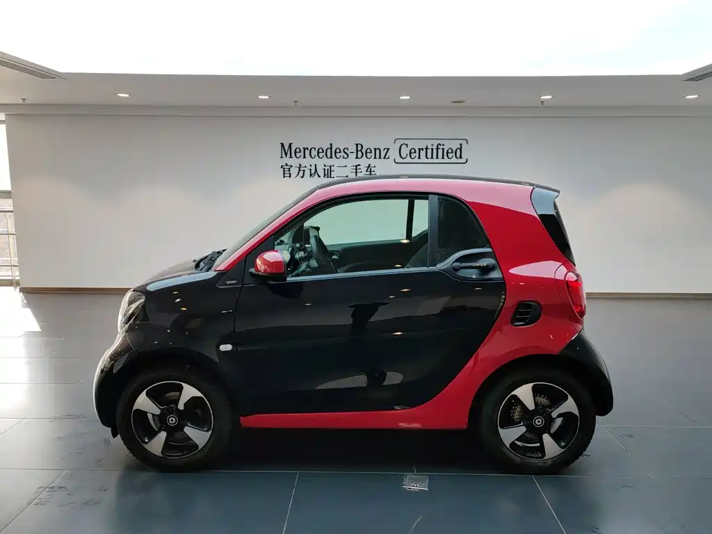 smart fortwo 2018 2018 1.0L 52kW Hardtop Passion Edition China V