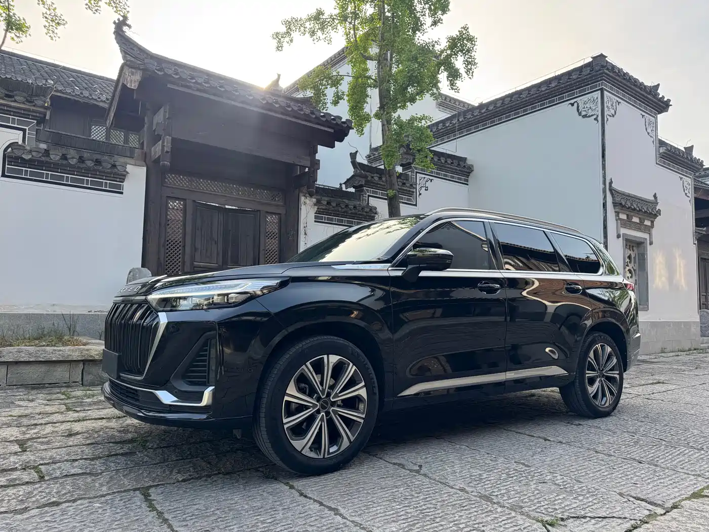 Exeed Landmark 2023 400T AWD Star Premium 6-Seater