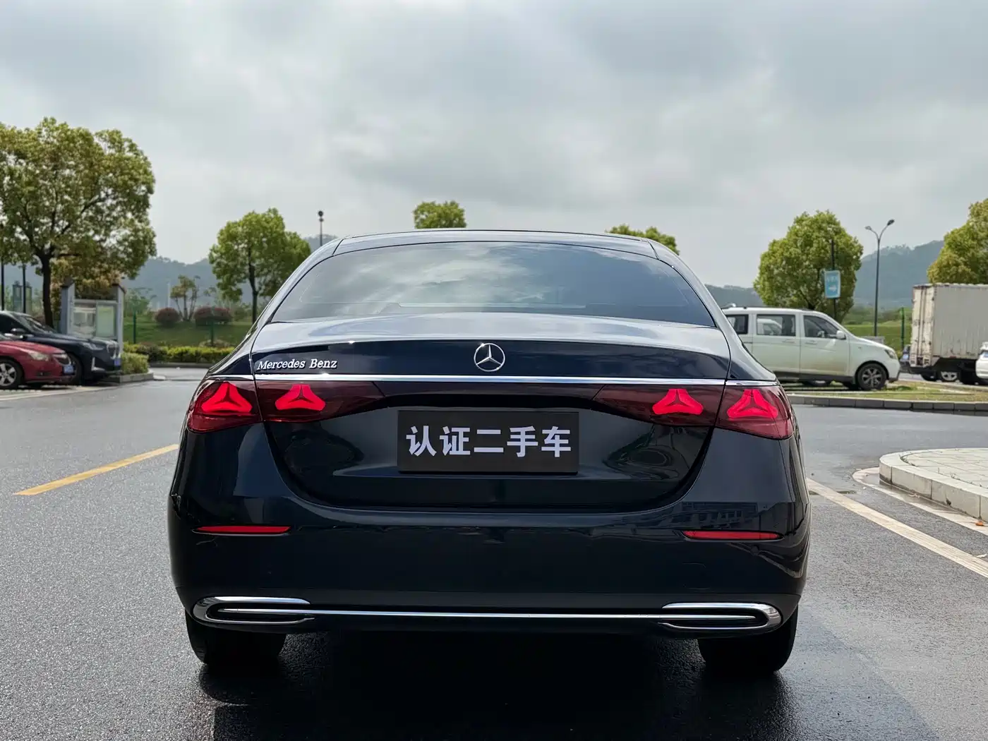 Mercedes-Benz E-Class 2024 Model E 260 L фото 5