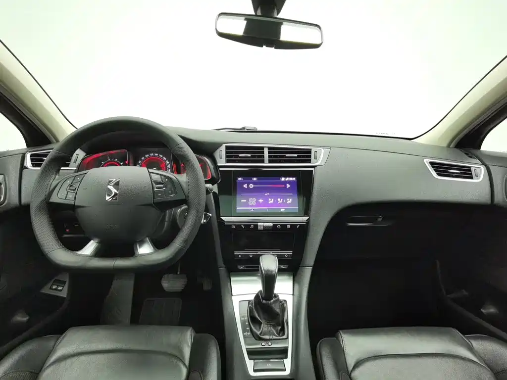 Фото 5 - DS 4S