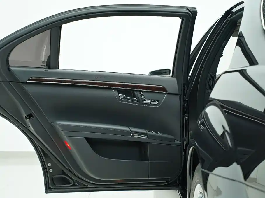 Mercedes-Benz S-Class 2011 2010 S 350 L 4MATIC