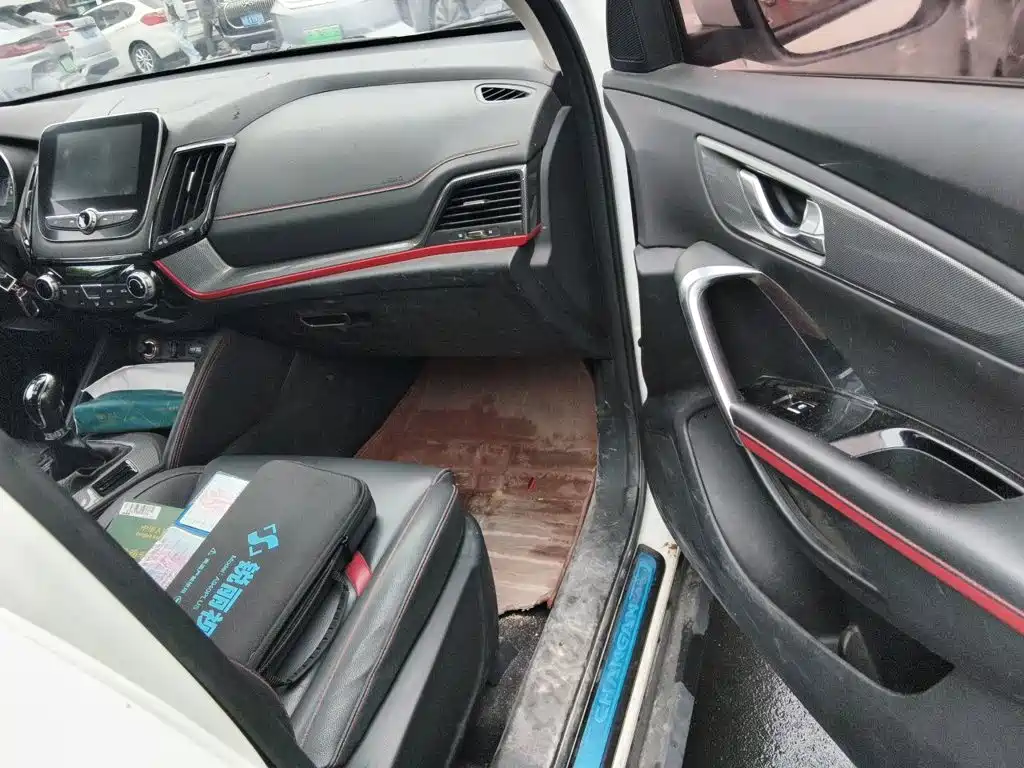 Changan CS55 2017 2017 1.5T Manual Xuanse Edition
