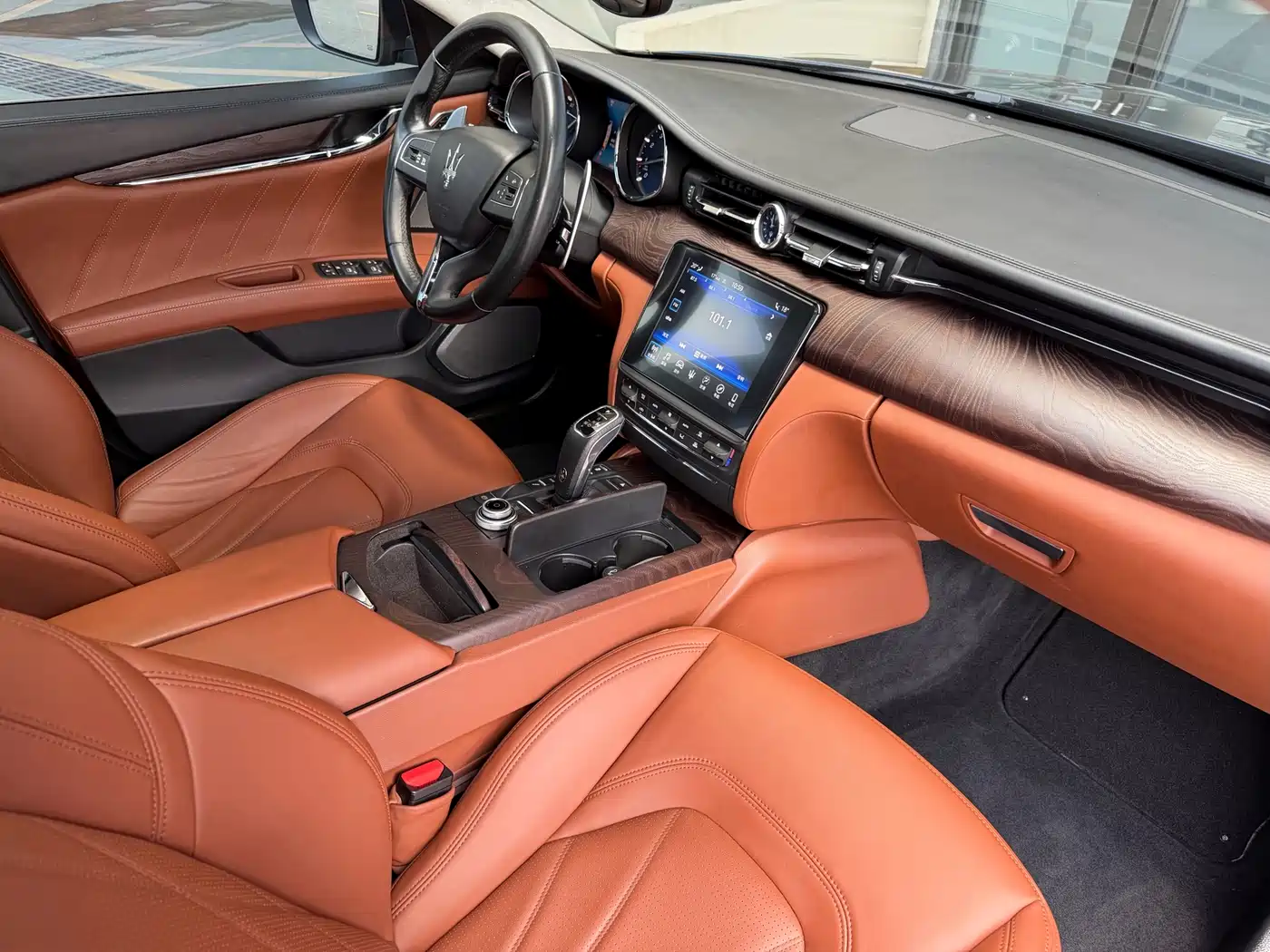 Фото 14 - Maserati Quattroporte