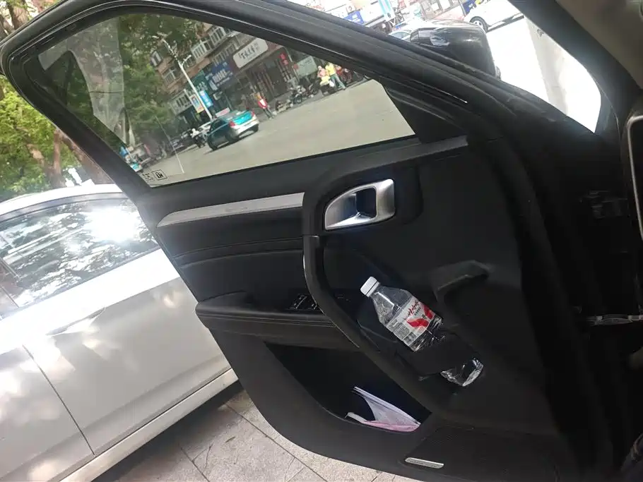 Haval Big Dog 2021 Facelift 1.5T DCT FWD Ma Quan Edition фото 7