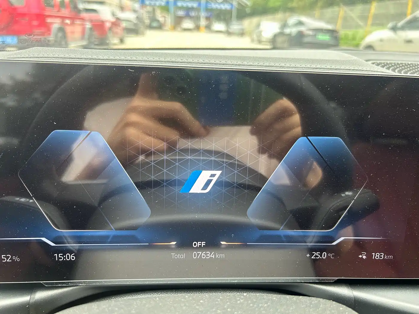 BMW i3 2025 eDrive 35 L фото 10