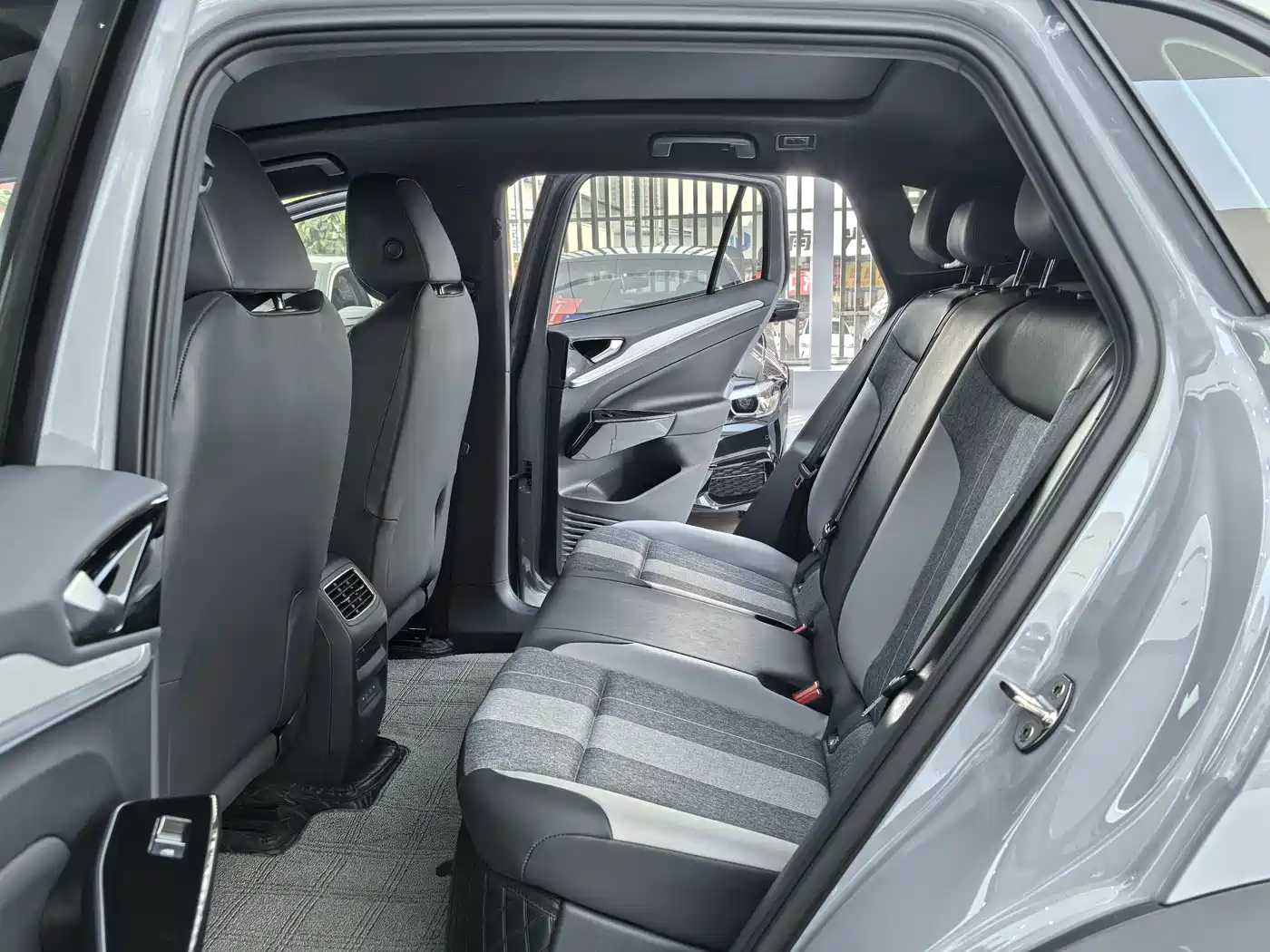 VOLKSWAGEN ID.4 CROZZ